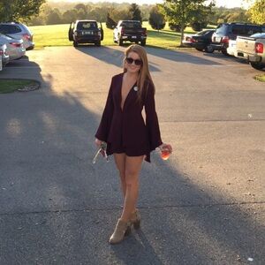 Do+Be Deep V neck wide sleeve Romper